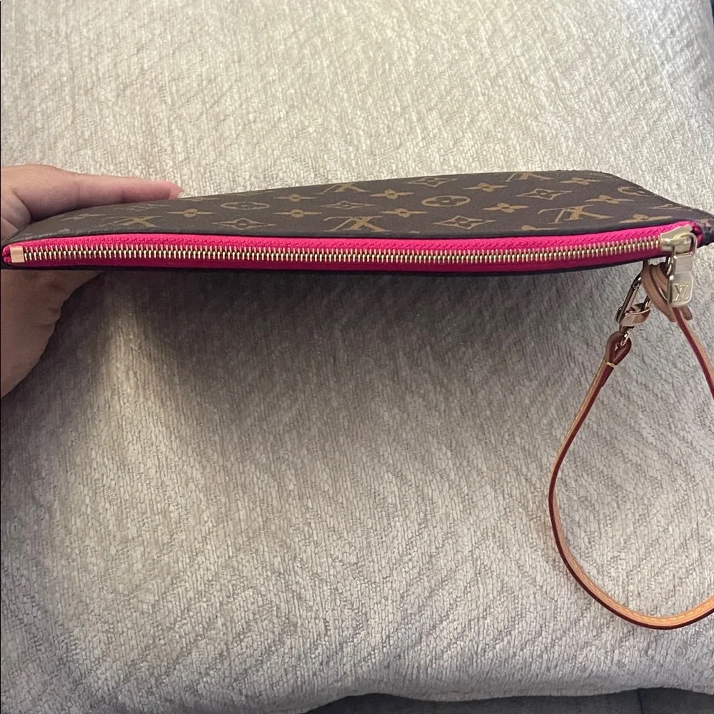 Louis Vuitton Monogram Pochette GM